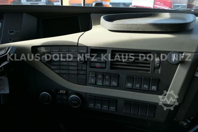 Swap body truck VOLVO FH 420 BDF Kran Palfinger Lift-/Lenkachse Euro 6