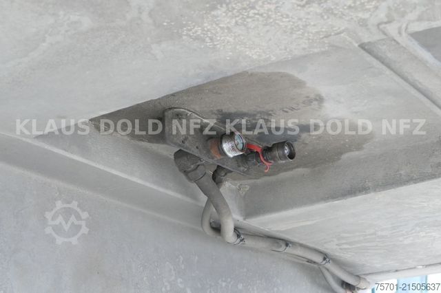 Autotransporter Auflieger KÄSSBOHRER SP 9-16 geschlossener Autotransporter