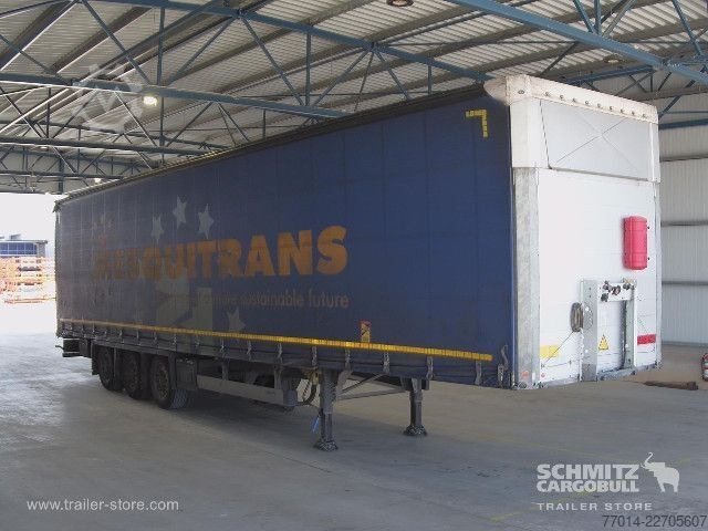 Auflieger mit Pritsche & Plane Schmitz Cargobull Curtainsider Mega