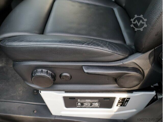 Van Mercedes-Benz Sprinter 215CDI Pritsche,3.259mmRadstand,MBUX