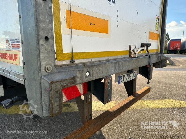 Box semitrailer Fruehauf Semitrailer Dryfreight Standard Porte relevante