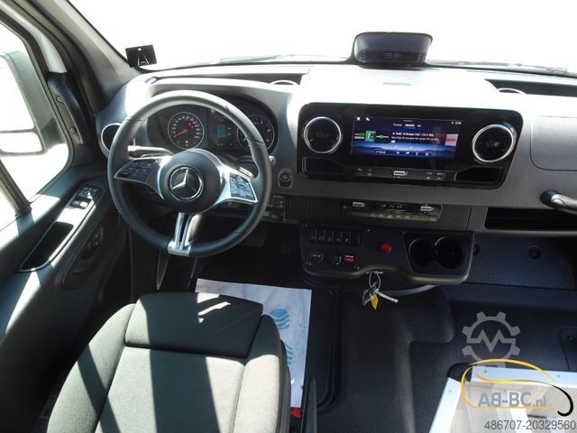 Motor coach MERCEDES-BENZ Sprinter Aveuro 517 CDI - 21 Sitze EURO 6