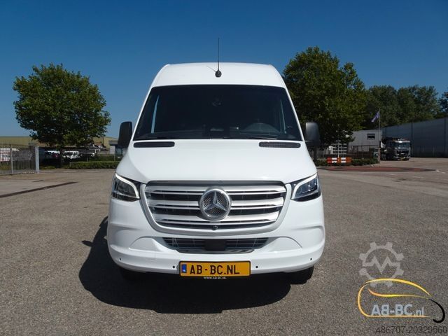 Motor coach MERCEDES-BENZ Sprinter Aveuro 517 CDI - 21 Sitze EURO 6