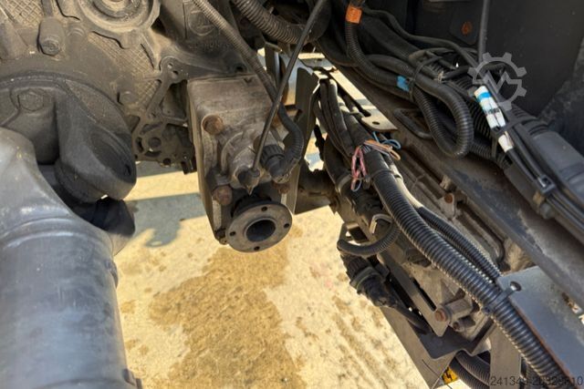 Standard tractor unit VOLVO FE-280 4x2