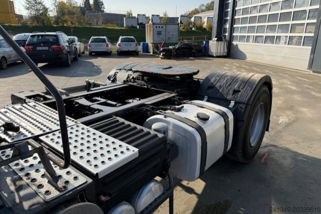 Standard tractor unit VOLVO FE-280 4x2