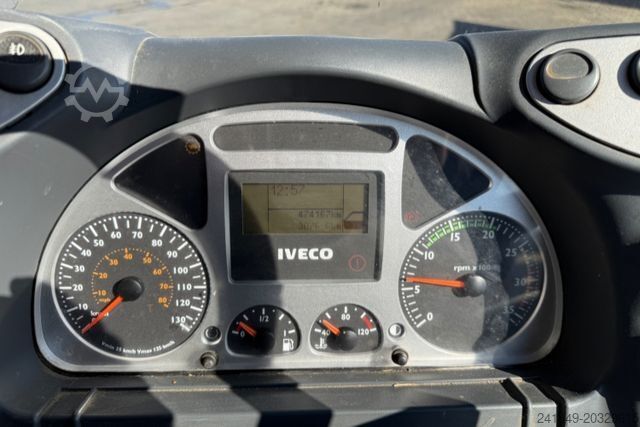 Tanker truck IVECO 180E28 4x2 Milchtank
