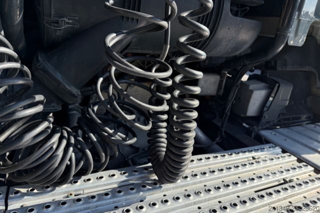 Standard tractor unit MAN TGX 18.500 4x2 (Engine defect)