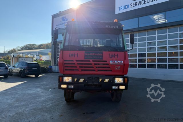 Truck mounted crane STEYR 19S360 4x4 HMF2230-7