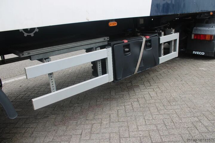 Kühl-/Tiefkühltransport Renders MEAT + 3x BPW + CARRIER