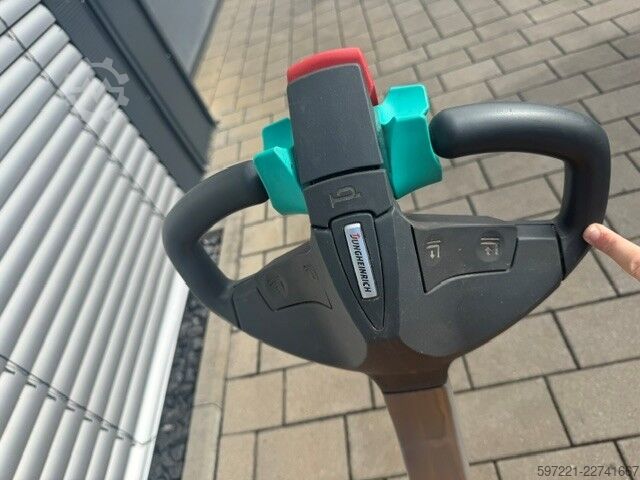 Elektrische Niederhubwagen Jungheinrich EJE 116