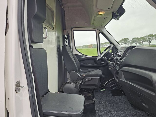 Hochdachkombi IVECO DAILY 35S12 MAXI EURO6