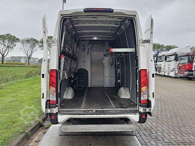 Hochdachkombi IVECO DAILY 35S12 MAXI EURO6