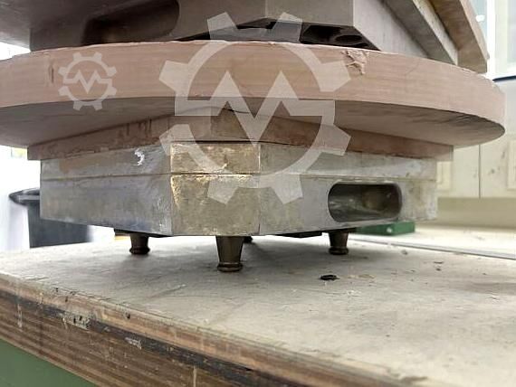 CNC machining center NEW SPINDLE OPS INGERSOLL SPEED HAWK 650