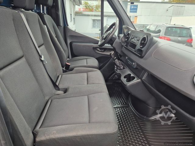 Curtain sider van MERCEDES-BENZ Sprinter Pritsche/Plane 211/214 CDI WORKER*AHK*