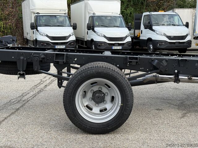 Transporter Fahrgestell Iveco DAILY 35-160