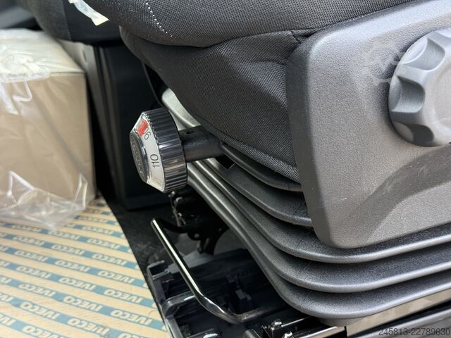 Transporter Fahrgestell Iveco DAILY 35-160