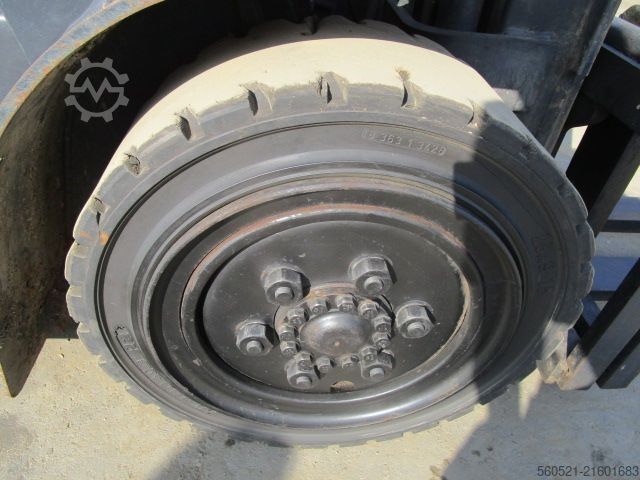 Dieselstapler Doosan D30G Triplex-FH 4,7m + Seitenschieber