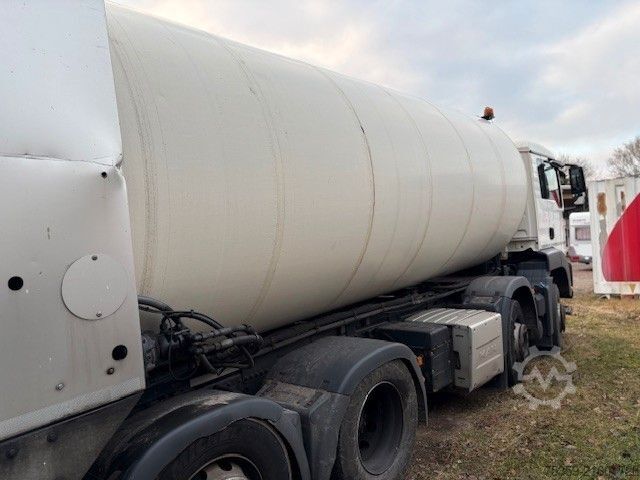 Müllwagen MAN 32.360 TGS 8x2 Trommelaufbau