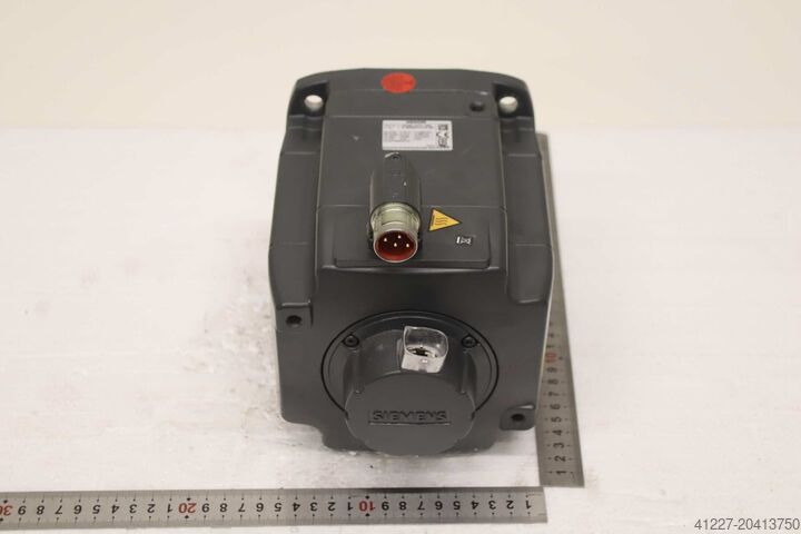 Servo motor Siemens 1FK7083-2AF71-1RG0