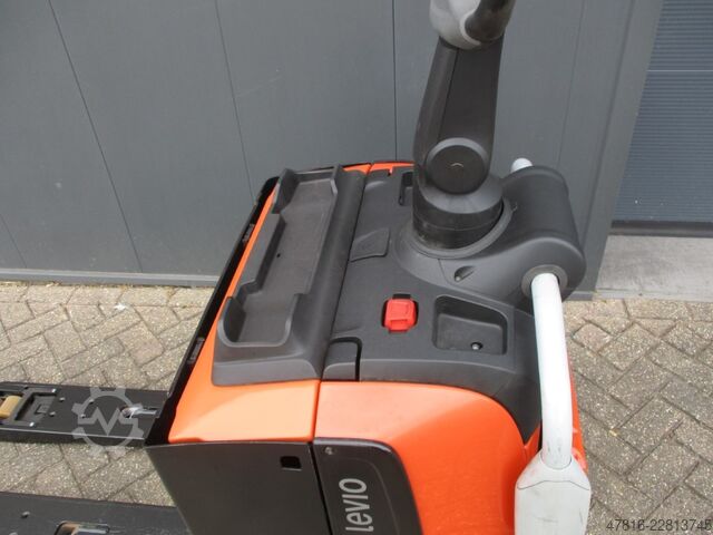 Niederhubwagen BT LPE200