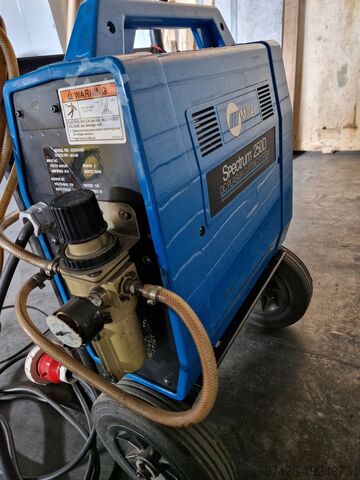 Plasma cutting machine Miller Spectrum 250D