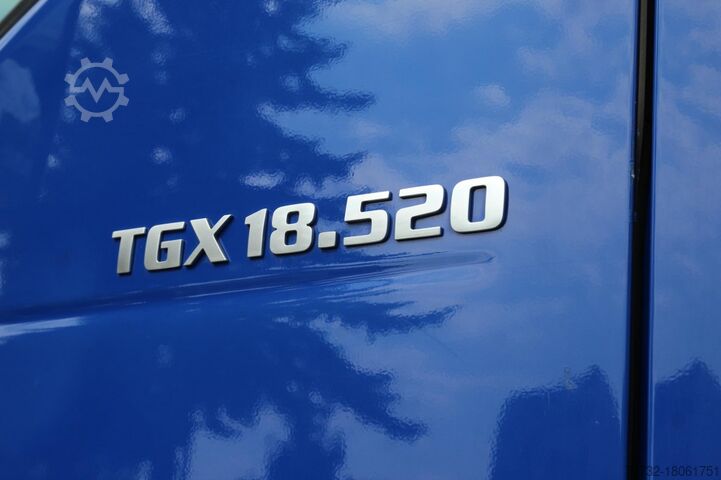 Standard SZM MAN TGX 18.520 E6 XXL D38 Retarder 2 Tank