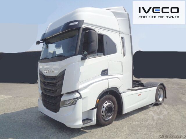 Standard tractor unit Iveco SWAY 530