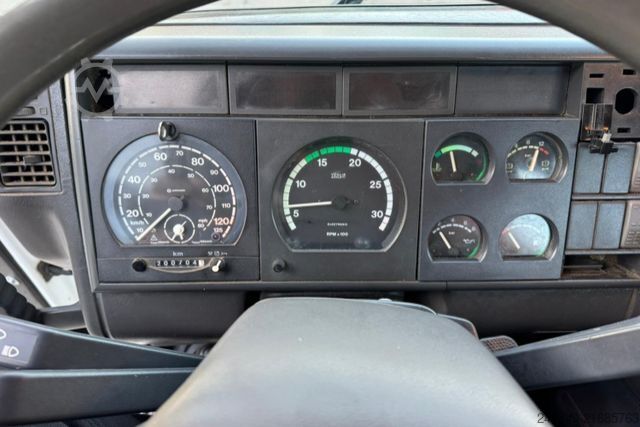 Autokran IVECO Cursor 270 4x4 Palfinger PK14002-4 2018