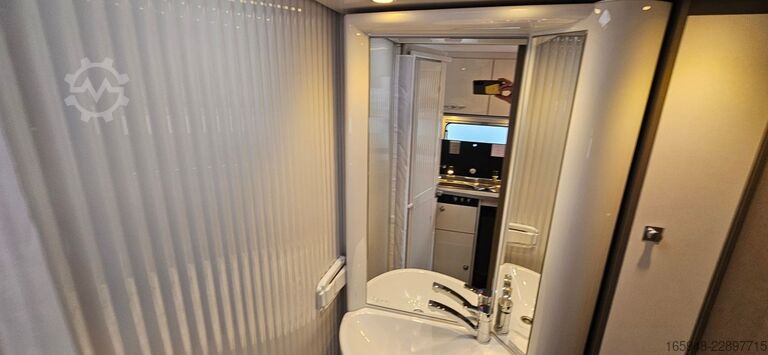 Teilintegriertes Wohnmobil ETRUSCO ETRUSCO 6.8 SR VAN