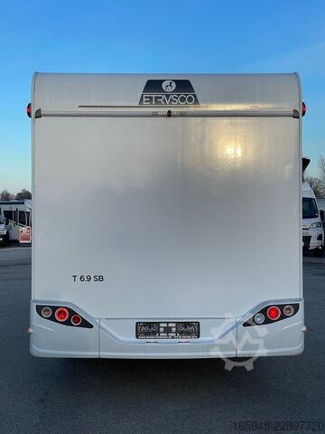 Teilintegriertes Wohnmobil ETRUSCO ETRUSCO 6.9 SB T-MODELL BASE