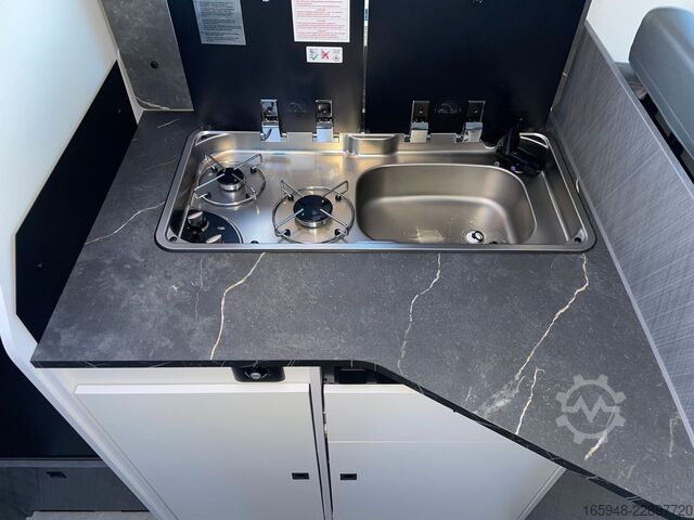 Teilintegriertes Wohnmobil ETRUSCO ETRUSCO 6.9 SB T-MODELL BASE