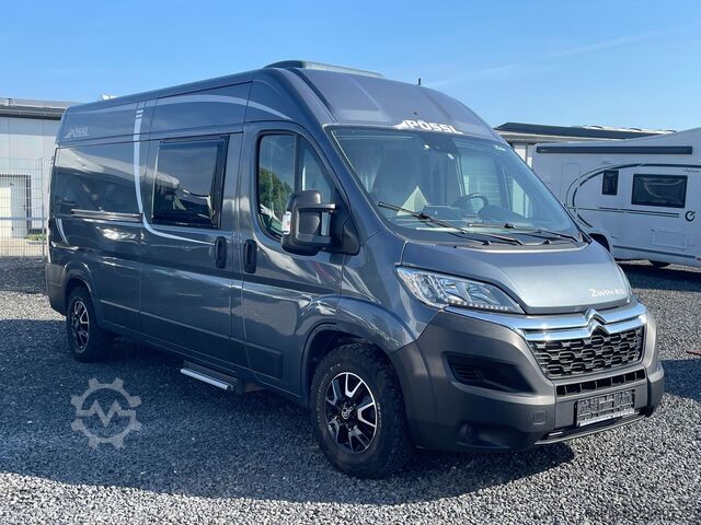 Kastenwagen Wohnmobil / Campervan PÖSSL 2Win R S Plus | RFK,AHK,3.Bett,Radio