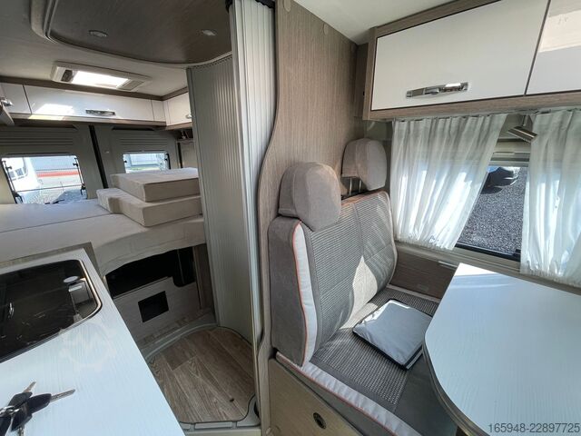 Kastenwagen Wohnmobil / Campervan PÖSSL 2Win R S Plus | RFK,AHK,3.Bett,Radio