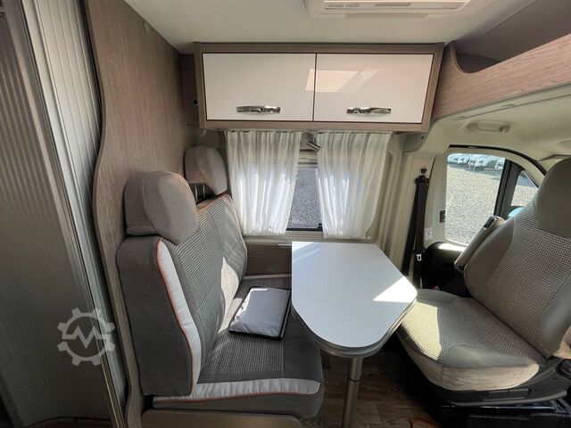 Kastenwagen Wohnmobil / Campervan PÖSSL 2Win R S Plus | RFK,AHK,3.Bett,Radio