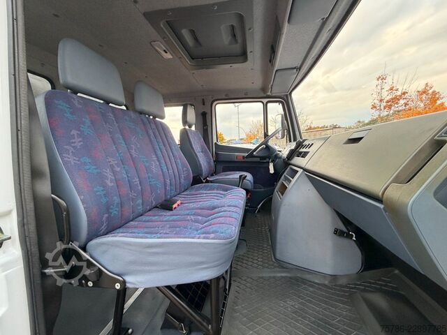 Curtain sider van MERCEDES-BENZ Vario 614 D DoKa PP/ DPF/ LBW 1.0t/ AHK/ Org. KM