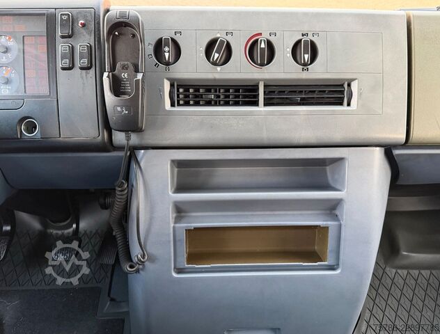 Curtain sider van MERCEDES-BENZ Vario 614 D DoKa PP/ DPF/ LBW 1.0t/ AHK/ Org. KM