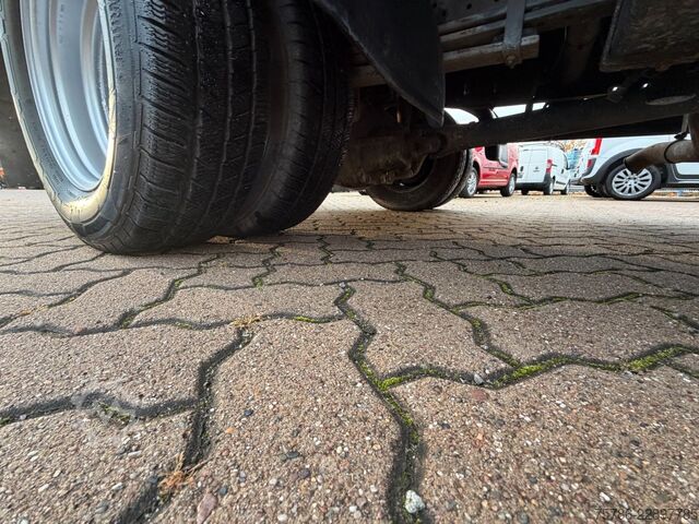 Curtain sider van MERCEDES-BENZ Vario 614 D DoKa PP/ DPF/ LBW 1.0t/ AHK/ Org. KM