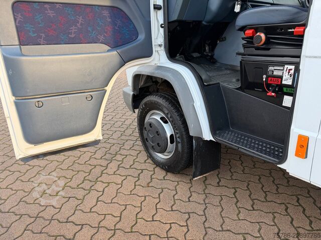 Curtain sider van MERCEDES-BENZ Vario 614 D DoKa PP/ DPF/ LBW 1.0t/ AHK/ Org. KM