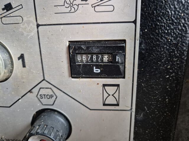 Karosserie Mercedes-Benz/Müller-Mitteltal/Tracto Actros/Maschinenanhänger/25N