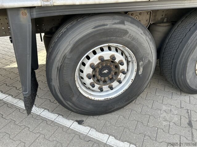 Curtain sided Schmitz Cargobull SCB S3T / Curtainside / Disk Brakes / APK TUV 0...