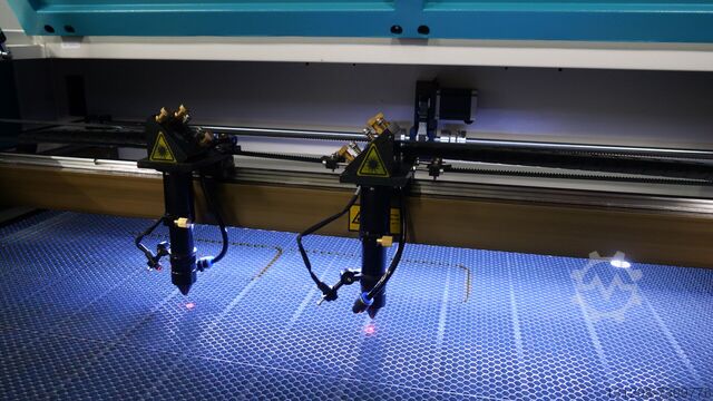 Die Wattsan 1290 Duos ST Lasermaschine Wattsan 1290 Duos ST