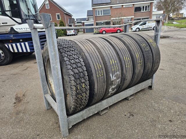 Chassis MICHELIN TRAILER TIRE