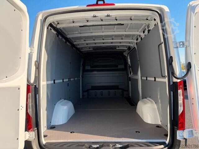High-roof van Mercedes-Benz Sprinter 317 CDI 3665 9G Flach AHK3,5t DISTRONIC