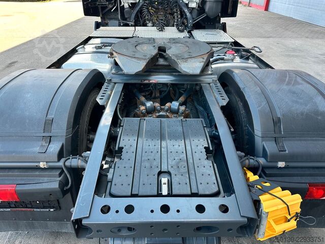 Standard tractor unit MERCEDES-BENZ Actros 1853 LS 4x2 BL/Zapfwelle/Hydraulik/LOF