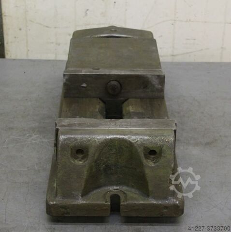 Machine vice unbekannt Spannweite  208 mm