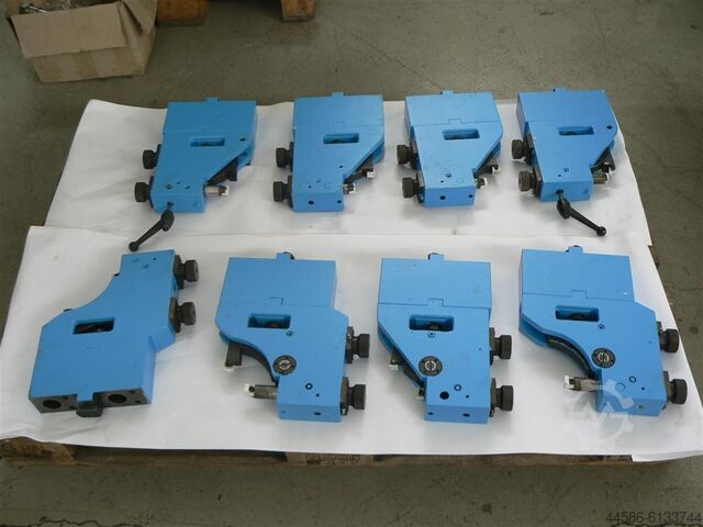 Cylindrical Grinding Machine - Universal KARSTENS KC-AU 2000