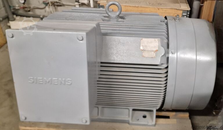 Elektromotor SIEMENS 3 * MOT.1LA8 317-2AC60Z315