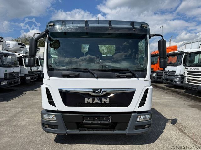 Three-way tipper van MAN TGL 8.180 K Kipper MEILLER 3-Seiten*2 X AHK