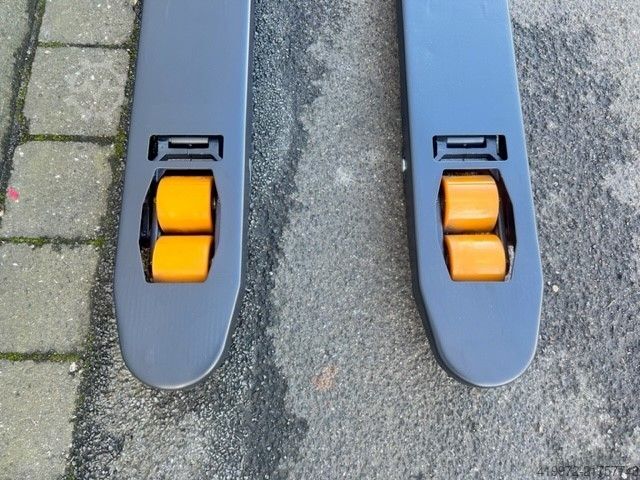 Electric Pallet Truck Noblelift PT E15N EDGE