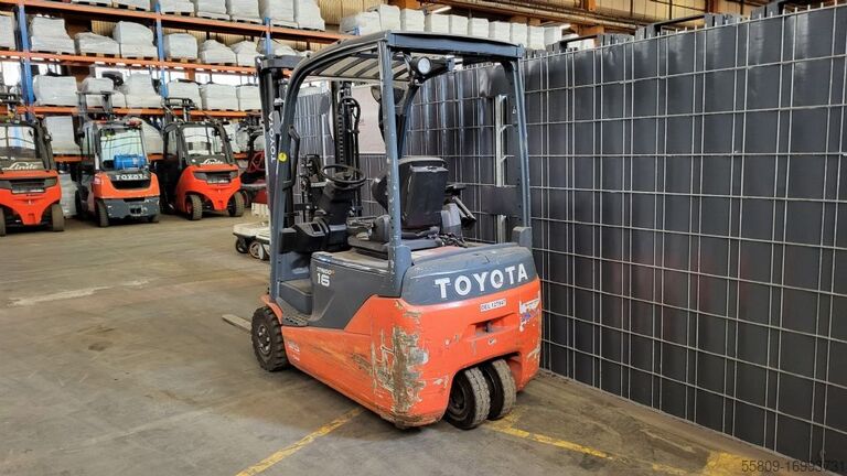 Electric 3-wheel forklift Toyota 8FBE16T // Elektro // Duplex